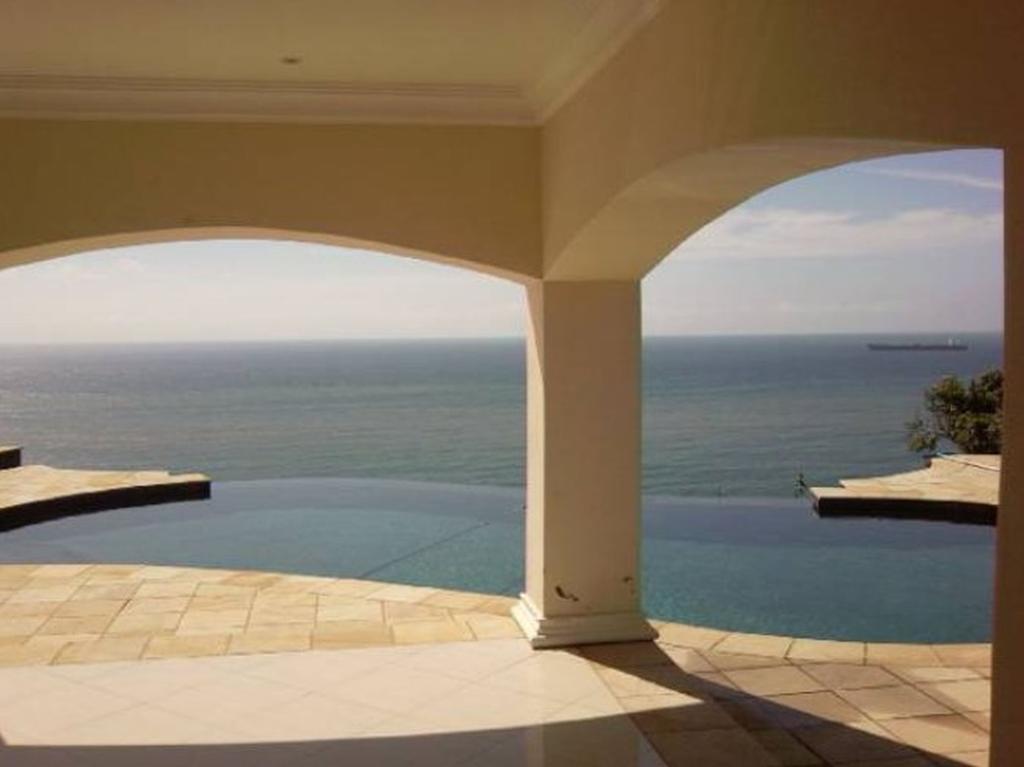 Luxury Beach Apartments Amanzimtoti Luaran gambar