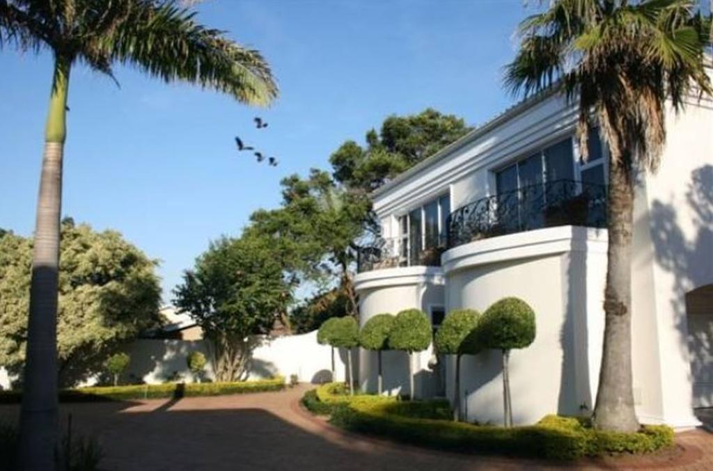 Luxury Beach Apartments Amanzimtoti Luaran gambar